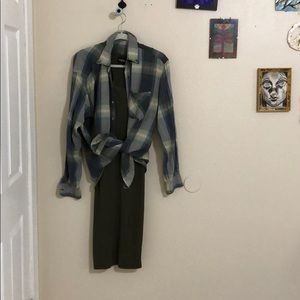 ‼️SALE‼️Hunter green body con dress